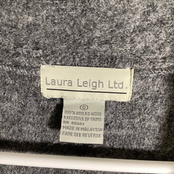 Laura Leigh Ltd. Grey Boiled Wool Zip Up Sweater Snowflakes - Picture 5 of 11